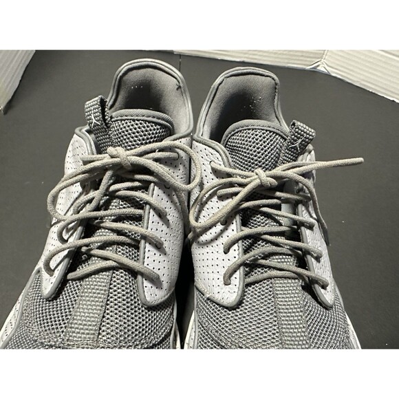 Nike Air Jordan Eclipse Gray Basketball Trainers Youth Size 12 - Picture 8 of 14